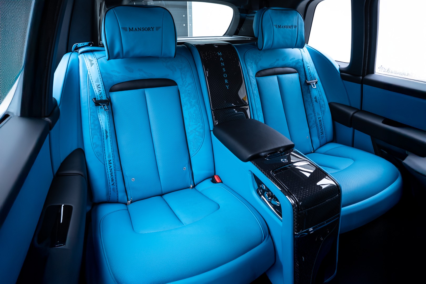 2026 ROLLS ROYCE CULLINAN BLACK BADGE BY MANSORY | FULL CARBON